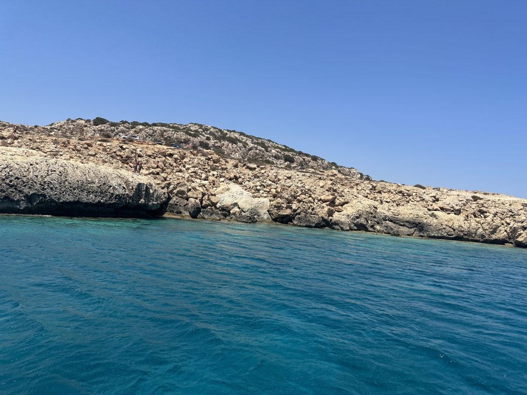 E2480272-1946-4F54-9613-CBF6ED60F0CB